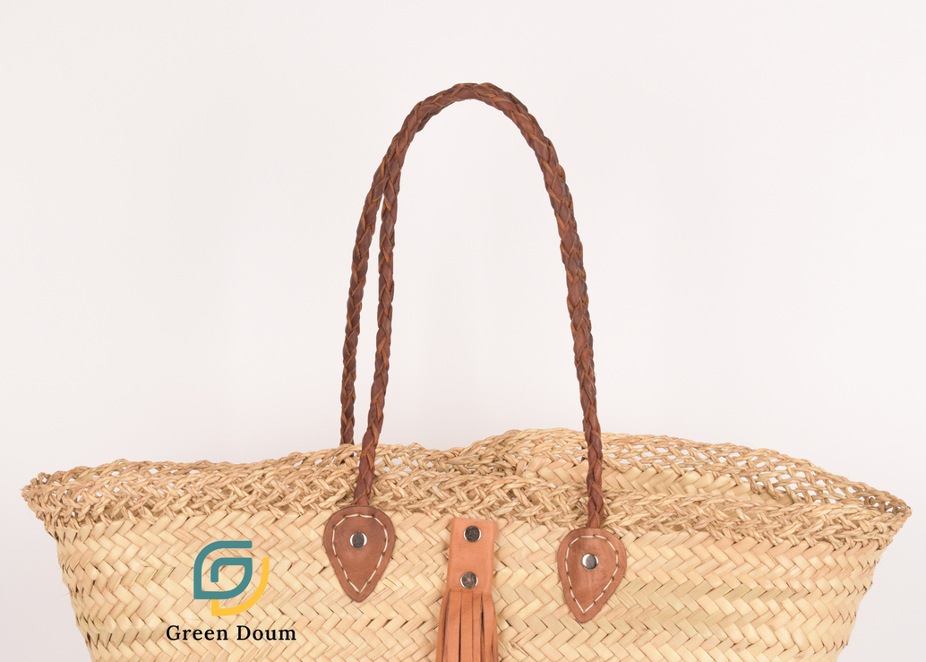 Panier en paille, anse en cuir tressé et franges - Green Doum - photo 3