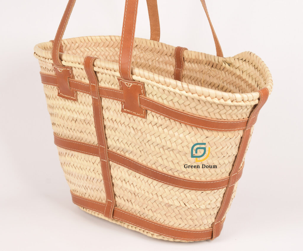 Large straw bag with leather lines by Green Doum, photo 2
