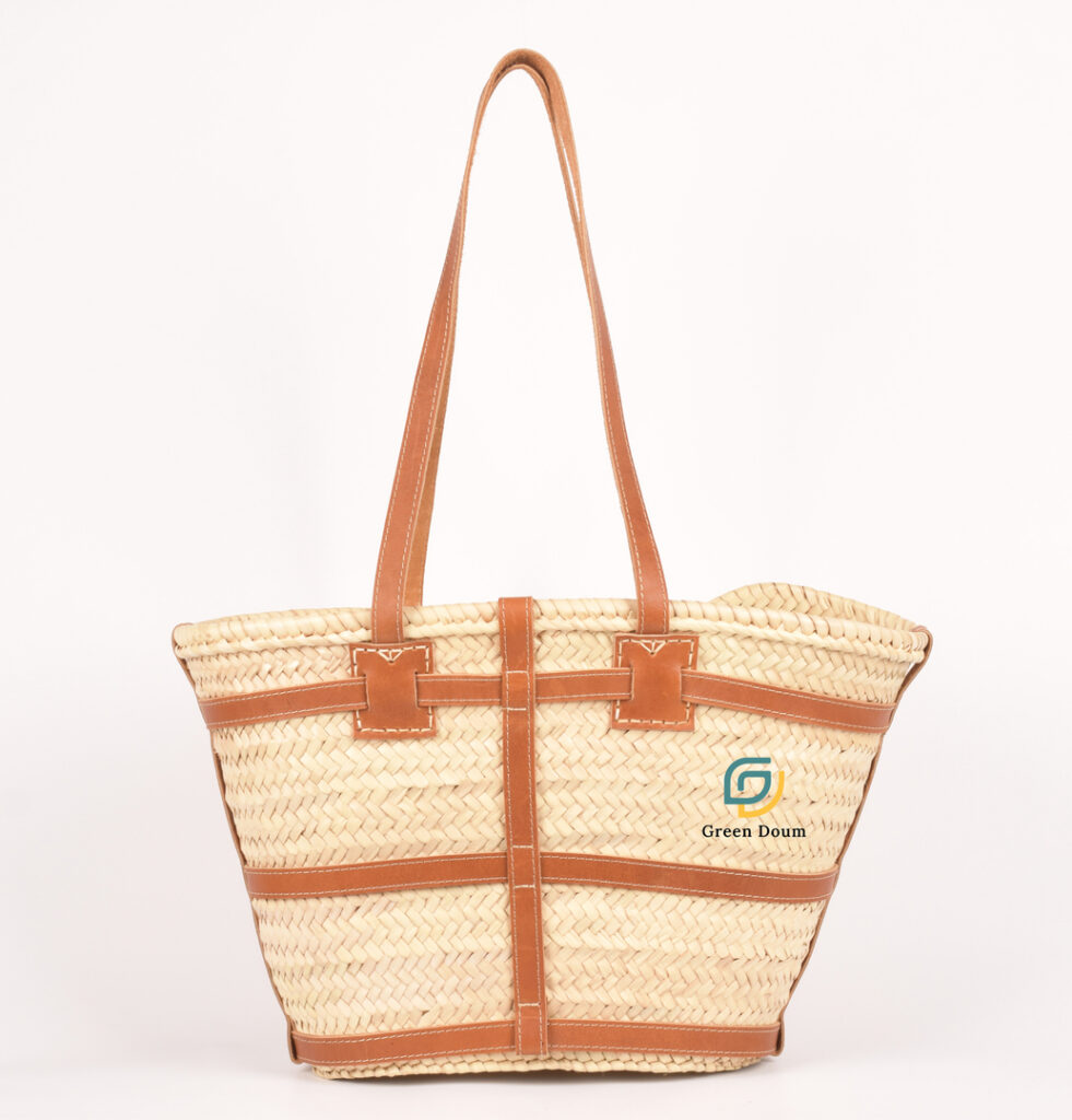 Large straw bag with leather lines by Green Doum, photo 3