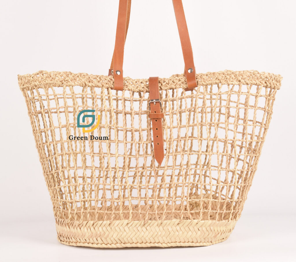 Sac carré en paille ajouré par Green Doum, photo 2