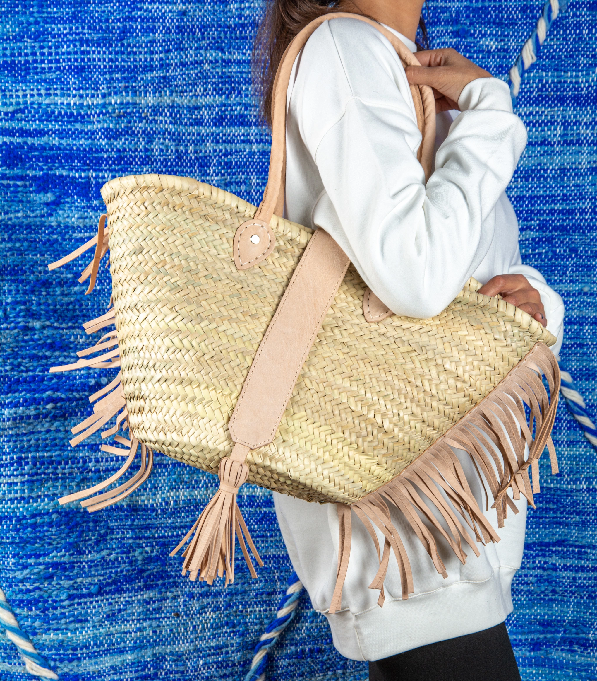Sac épaule en paille, franges en cuir et pampille - Green Doum