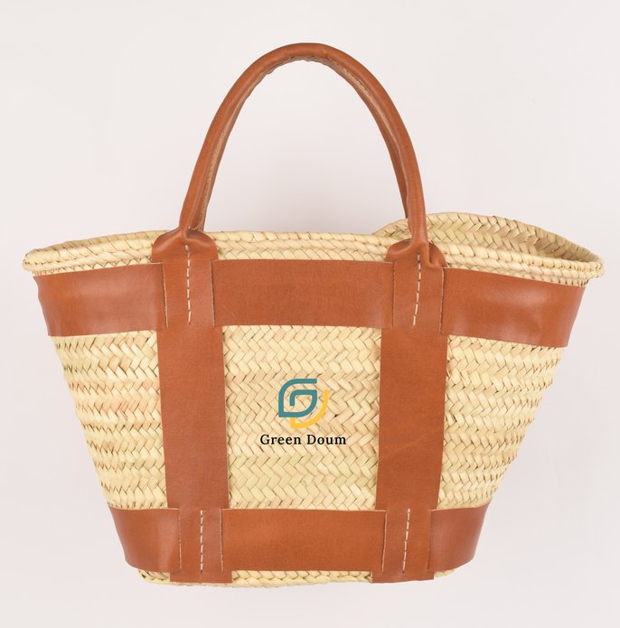 Sac cabas en paille avec bandes en cuir par Green Doum, photo 5