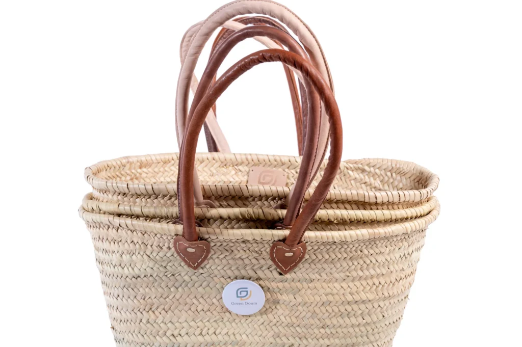 Straw shoulder basket by Green Doum, photo 2