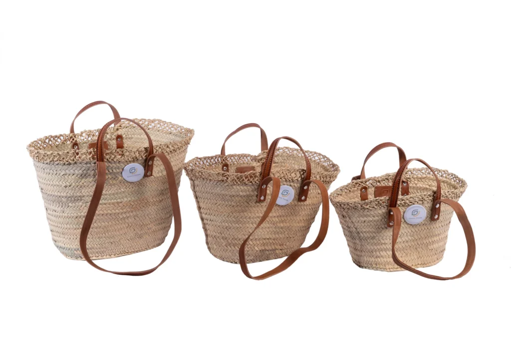 Straw basket with shoulder strap by Green Doum, photo 4