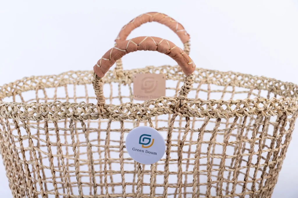 Panier carré en paille par Green Doum, photo 4