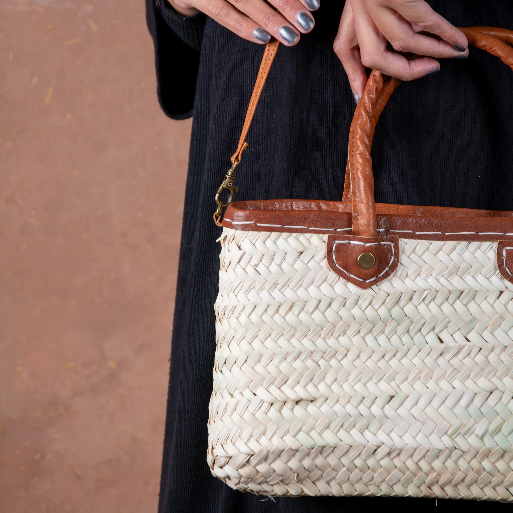 Sac zippé en paille Marrakech avec anses en cuir - vue 2