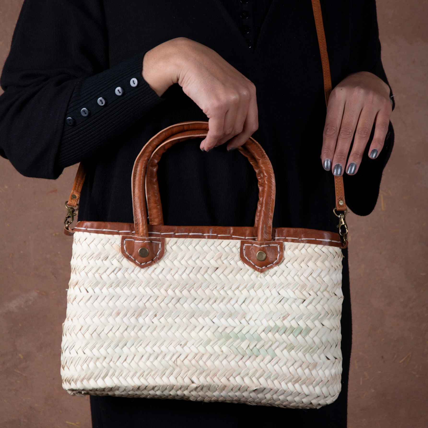 Sac zippé en paille Marrakech avec anses en cuir - vue 5