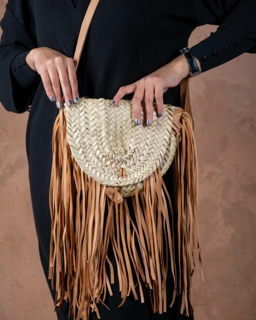 Bohemian straw crossbody bag by Green Doum, photo 4